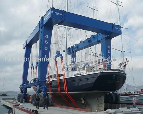 500t mobile yacht boat hoist lifting crane