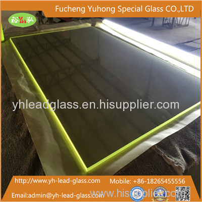 CT Room Lead Glass