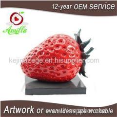 Attractive Resin Strawberry Figurine For Home Kitchen Table Ornament