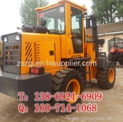 Forklift in the first heavy 2 tons of cross-country forklift