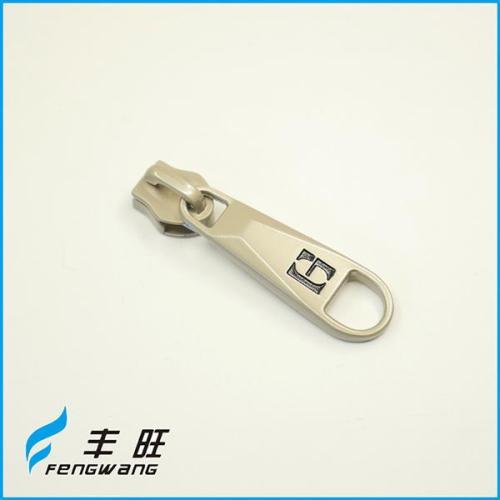 Newest coming zipper sliders with low price
