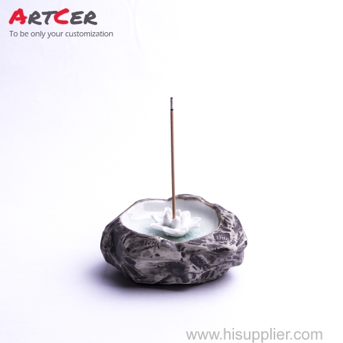 ODM & OEM Handicraft Customized Antique Ceramic Ice Break Pattern Incense Holder for Office Furniture