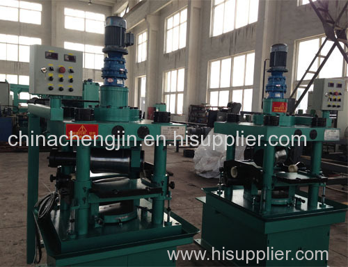 Wire rod straightening and cutting machine in China