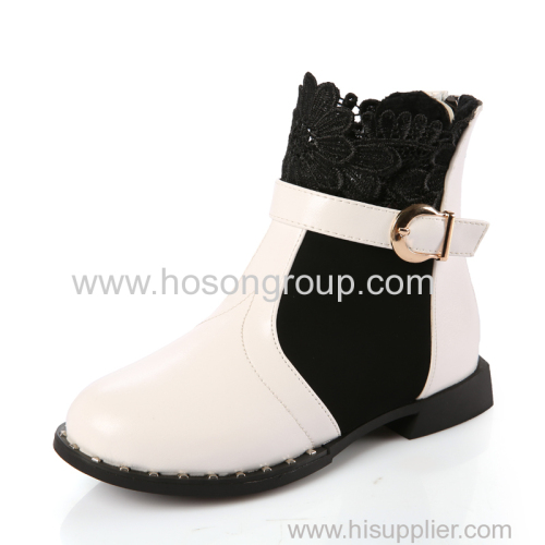 Girls round toe boots with buckle decoration