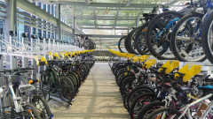 Automatic two tiered bike parking system