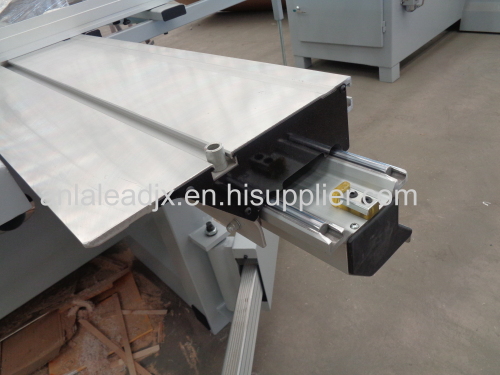  precision sliding table saw