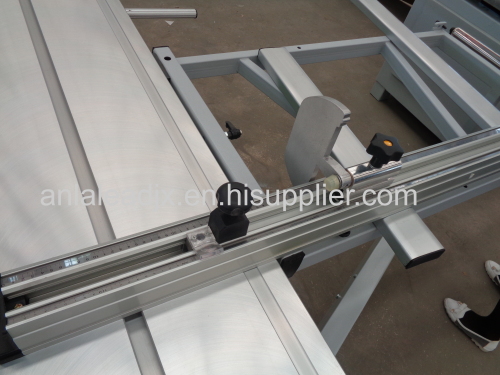 MJ series precision sliding table saw woodcutting panel saw machine 