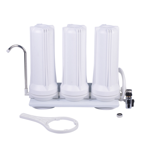 Countertop water filtration system