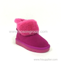 Children clip on warm snow boots