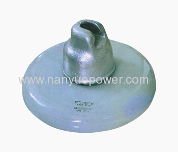 Porcelain disc insulator for high voltage