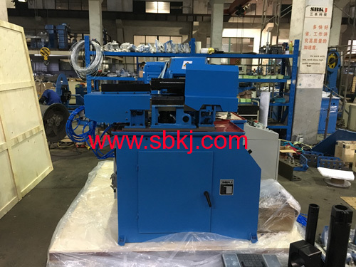 SPIRAL STEEL FORMING MACHINE