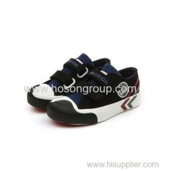 Kids casual velcro shoes