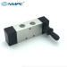 1/2 5 way pneumatic hand control valve