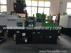 Toys making small injection molding machine