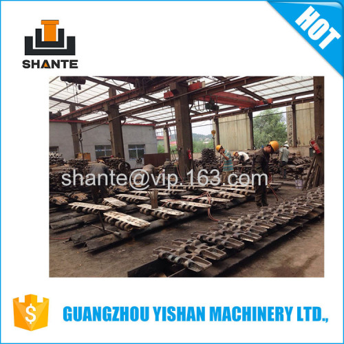 HOT SALE UNDERCARRIAGE PARTS TEREX DEMAG CC2800 CRAWLER CRAN TRACK SHOE