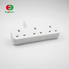 uk standard wall socket 13amp plug 3 way