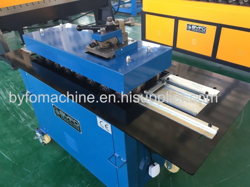 Nanjing Byfo square duct s cleat forming machine 