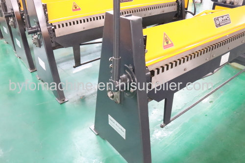 Manual/Pneumatic/Hydraulic small sheet metal folding machine 