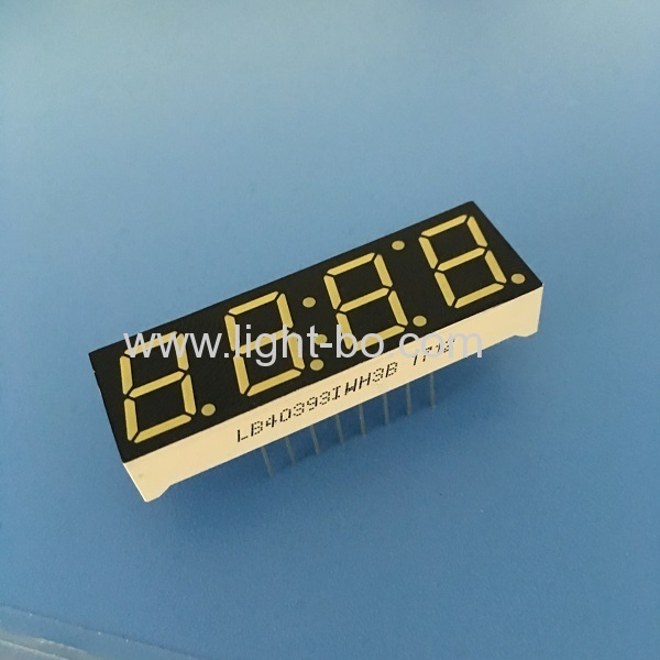 Ultrahelles, weißes 4-stelliges 7-Segment-LED-Uhr-Display mit 10 mm (0,39 ") für die Instrumententafel