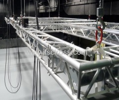 Multipurpose Ceiling Truss Rigging for Concert Stage Lighting