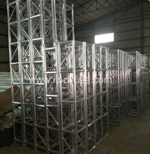 400x400mm Square truss with spigoted connection