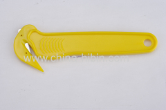 Concealed blade safety cutter knives with tape splitter