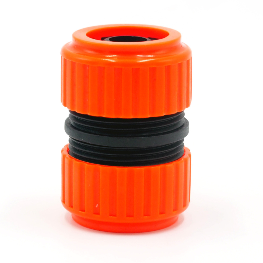 Plastic 3/4" garden hose pipe mender