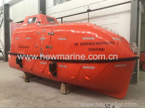 Totally enclosed common type lifeboat