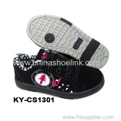 China skateboard shoe sport badminton shoes manufactor
