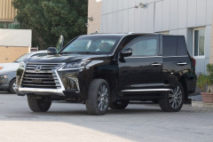 LEXUS LX 570 VVT-i 5.7L Armored B6+