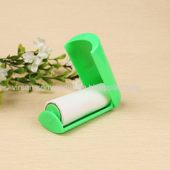 Foldable paper mini lint roller