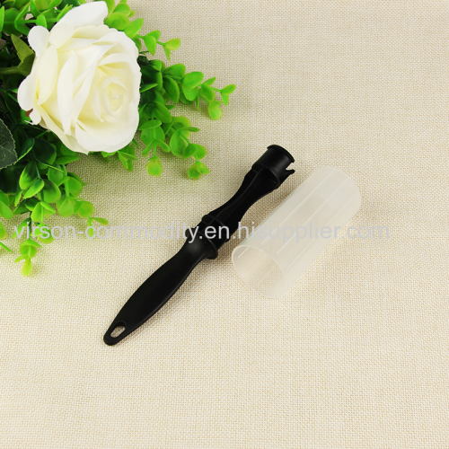 Portable mini clothes cleaning lint roller