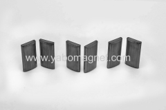 sintered ferrite magnet assembly