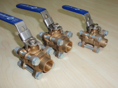 Brass 3PCS Ball Valve with Stainless Steel Bolt