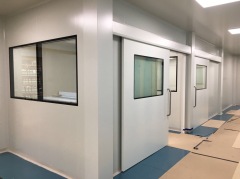 Manual sliding hermetic doors for clean rooms