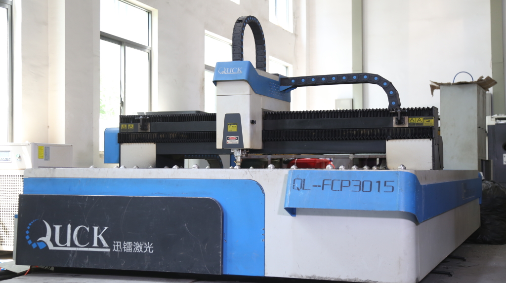 Laser cutting sheet metal processing equipment