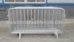 cross type feet hot-dipped galvanized crowd control barrier