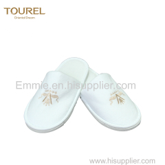 Hotel Travel Spa Disposable Slippers Scuffs Home Guest Slippers White With EVA Sole Closed Toe Can be customized