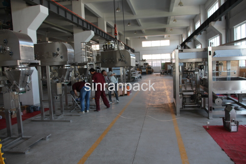 Organic fertilizer packing machine