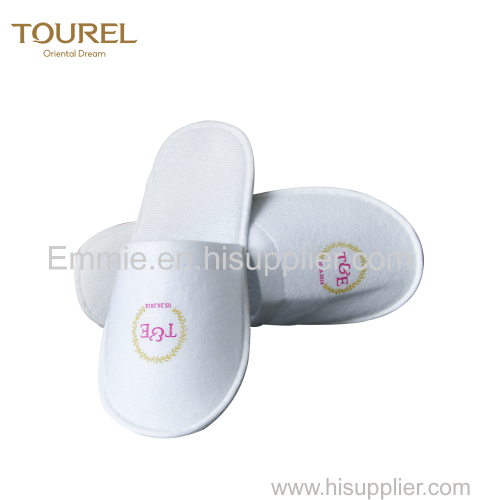 DISPOABLE SPA HOTEL GUEST SLIPPERS CLOSED TOE