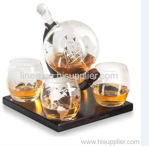 850ML globe shape whiskey glass bottle with cup handmade bottle