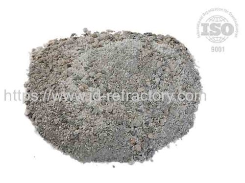 Lightweight insulating castable refractory