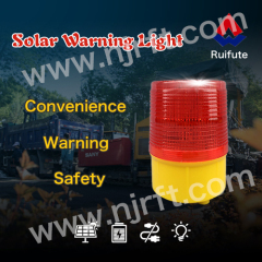 Red dynamic high temperature waterproof solar warning light traffic warning lights