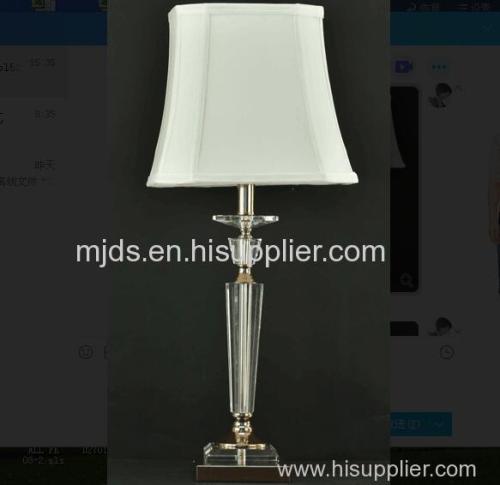 Windsor crystal table lamp