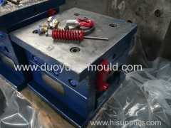 Oven mat lock shell