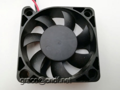 50mm 2inch 50x50x15mm 12 volt mini dc brushless cooling fan with 0.21A 2.52W 6000rpm 16.56cfm