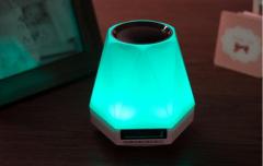 2018 new style led light wireless bluetooth speaker