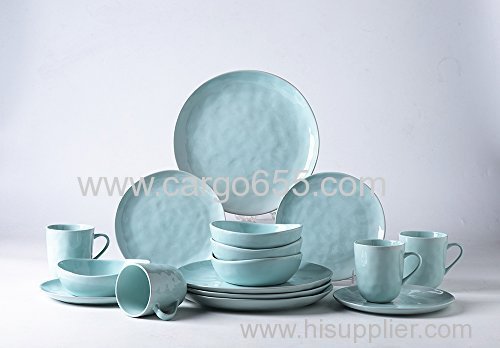 16-Piece Porcelain Dinnerware Sets