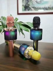 Good Qualtiy Bluetooth Karaoke mic with speaker with led lights for Karaoke home and mobile