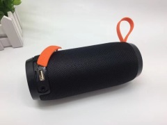 Hot popular fabric mertial waterproof Portable stereo bluetooth speaker with handle